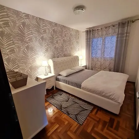 Lux Ristic 1 Apartmán *